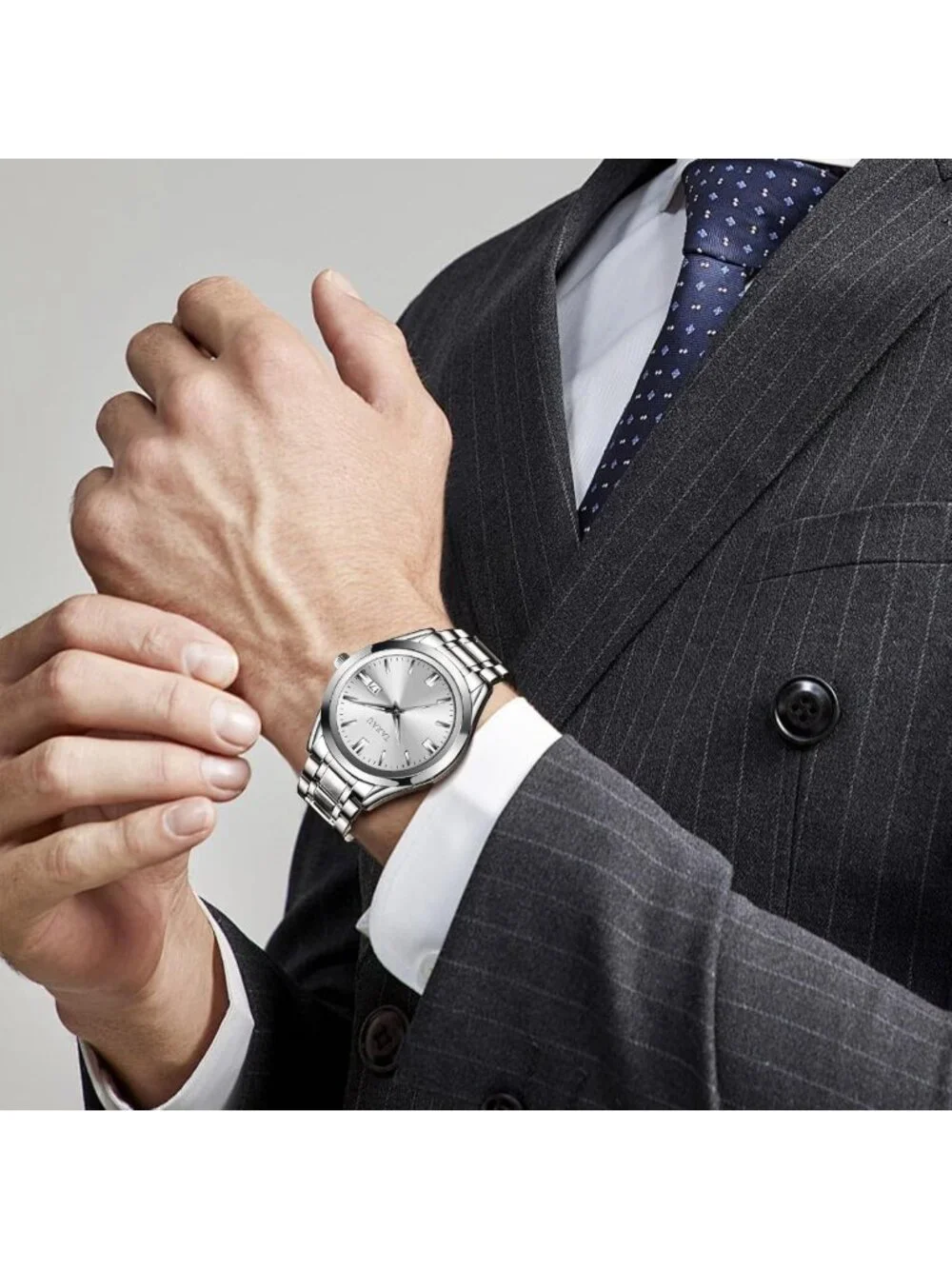 Stylish Waterproof Men's Silver Watch, Classic Stainless Steel Band, Minimalist